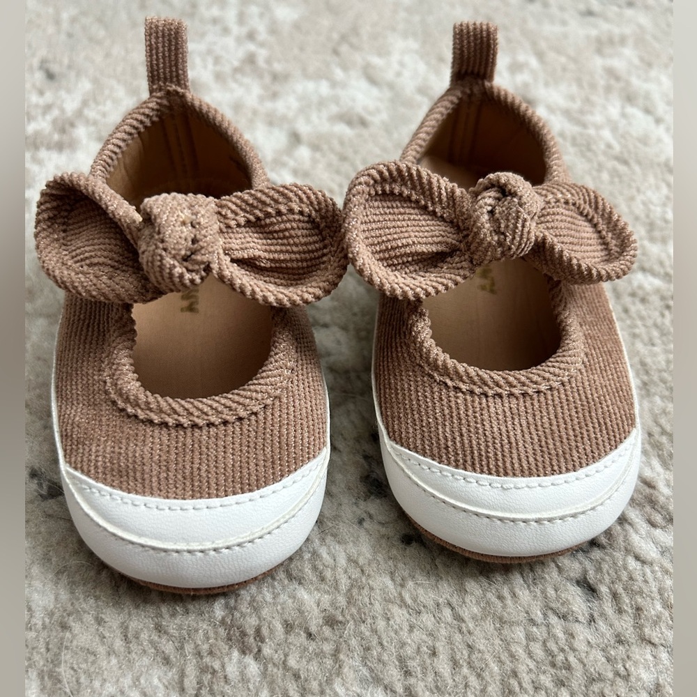 Old Navy baby girl ballet flats